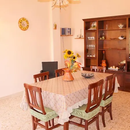 Sunrise Flat - San Foca